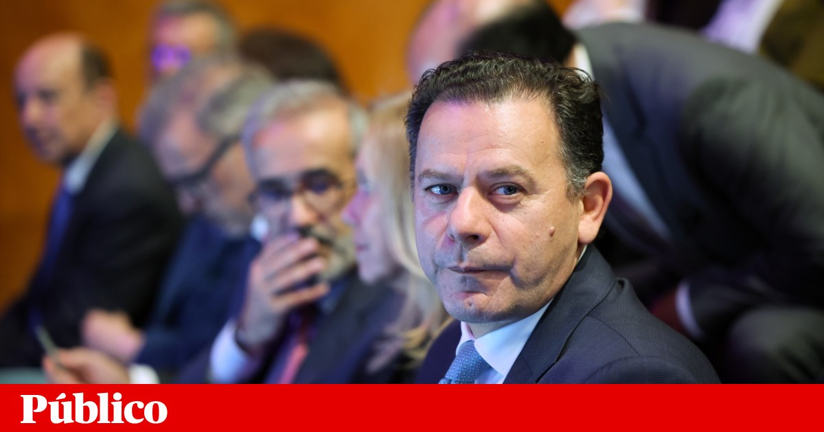 Montenegro prevê que Portugal passe em breve a dar mais do que recebe da UE