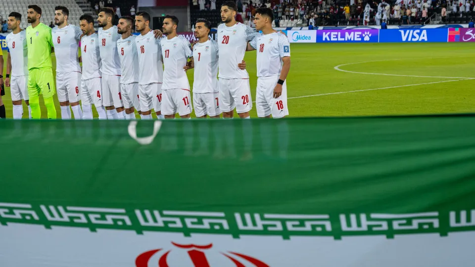 Irão realiza cerimónia de despedida para seleção a um mês do torneio
