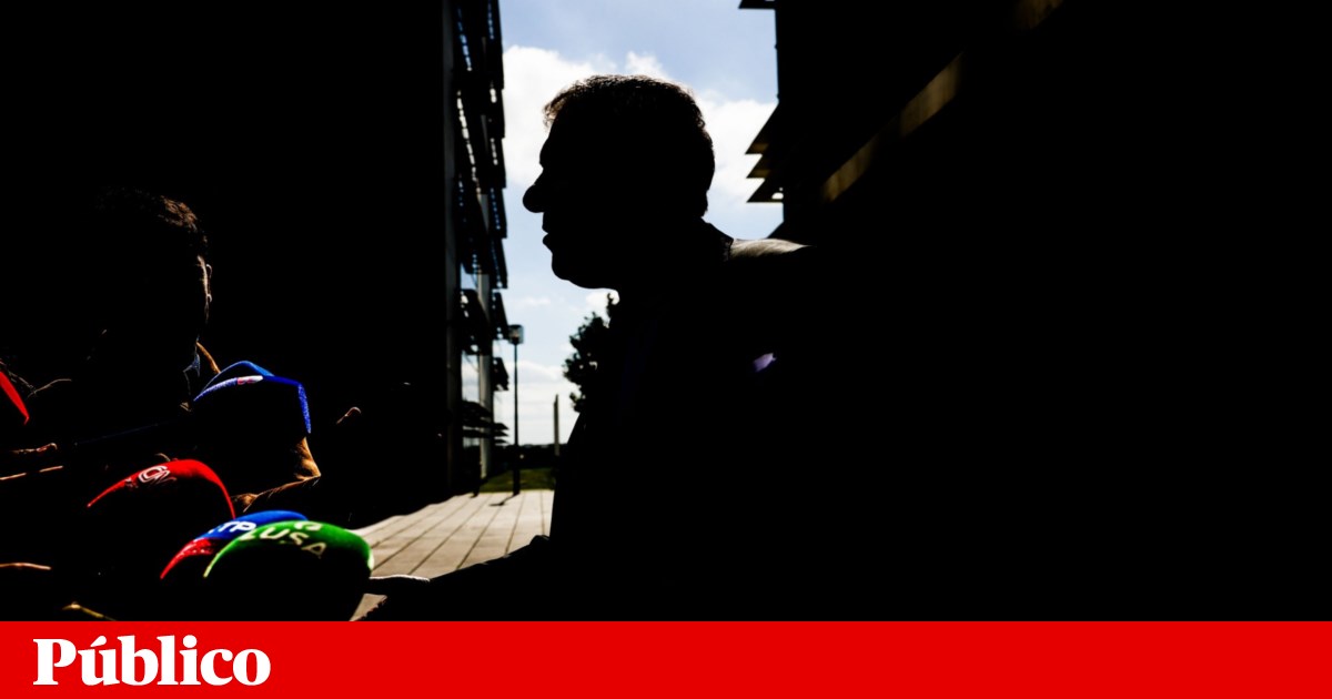 Sócrates à entrada do tribunal: “Finalmente o Estado vai ser julgado”