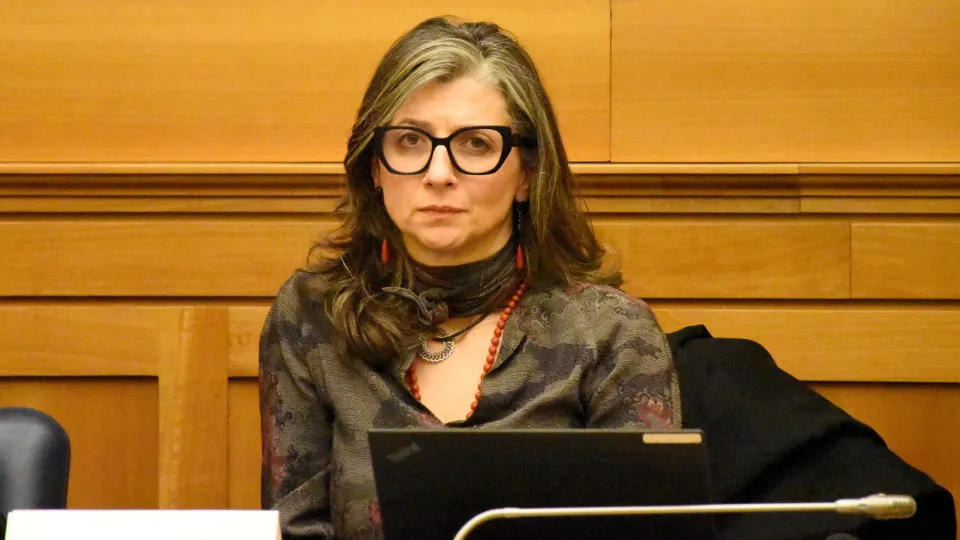 Embaixador israelita na ONU quer detenção de Francesca Albanese
