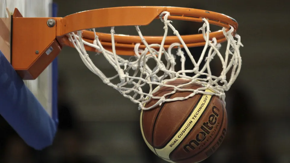 Benfica faz história ao sagrar-se bicampeão de basquetebol feminino