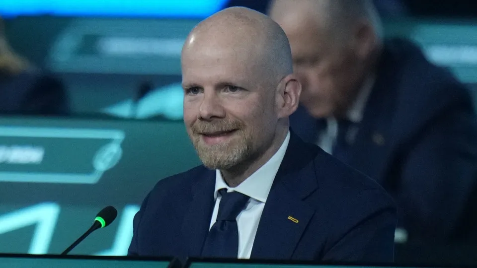 FIFA visita China face a impasse sobre direitos do Mundial