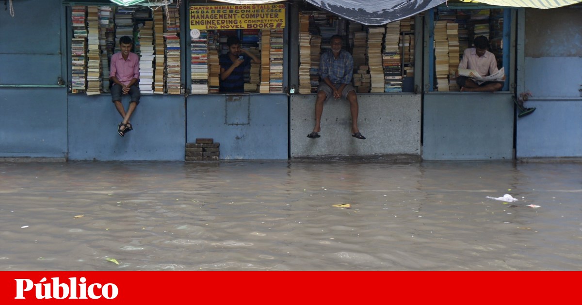 Pelo menos 111 mortos após tempestades violentas em Uttar Pradesh no Norte da Índia