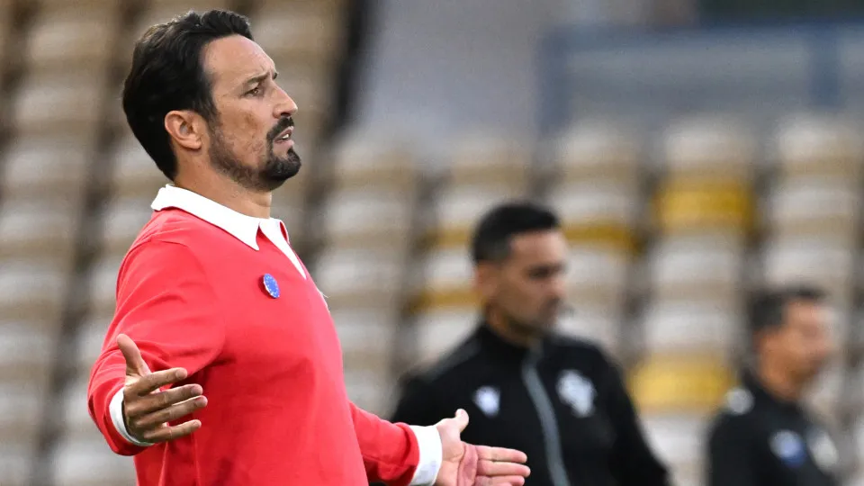 César Peixoto antevê duelo contra Sporting: "Vamos lá para competir"