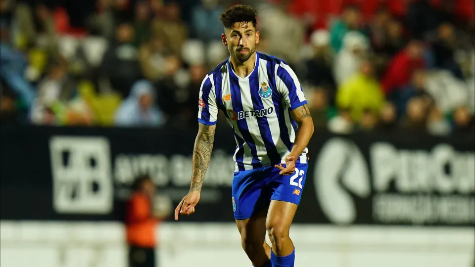 Alan Varela na lista de interessados de dois 'gigantes' da Premier League