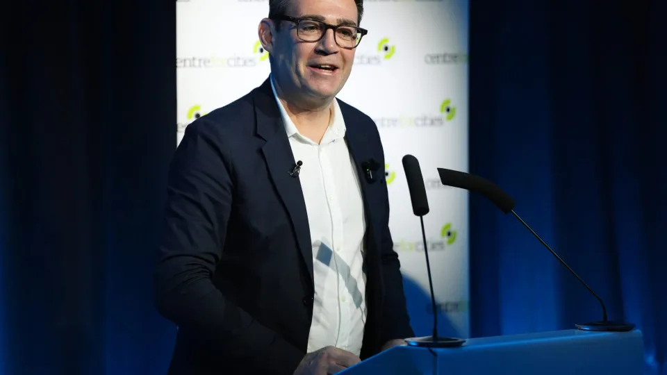 Partido Trabalhista aprova candidatura de autarca de Grande Manchester