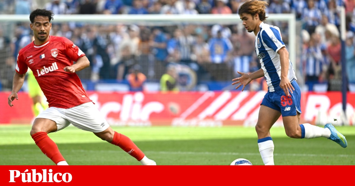 FC Porto vence Santa Clara no jogo de consagração
