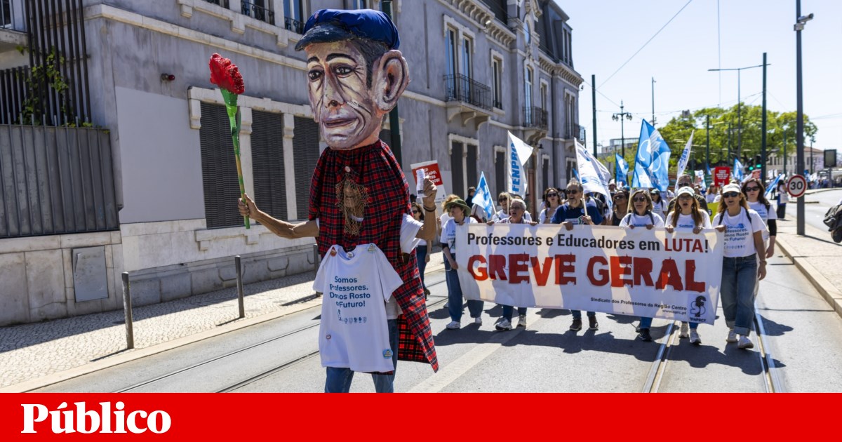 Fenprof leva milhares de professores à rua e anuncia adesão à greve geral de 3 de Junho