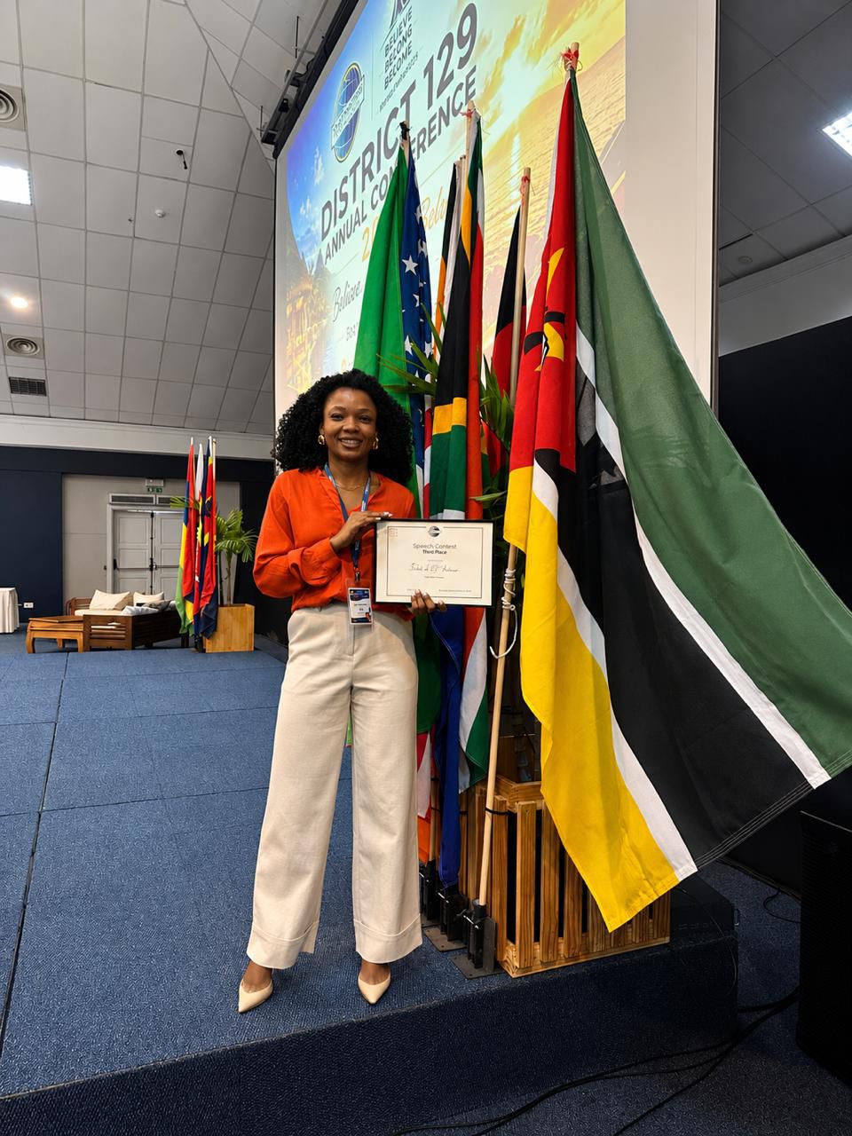 Moçambique destaca-se em 3.º lugar em competição regional de discurso público