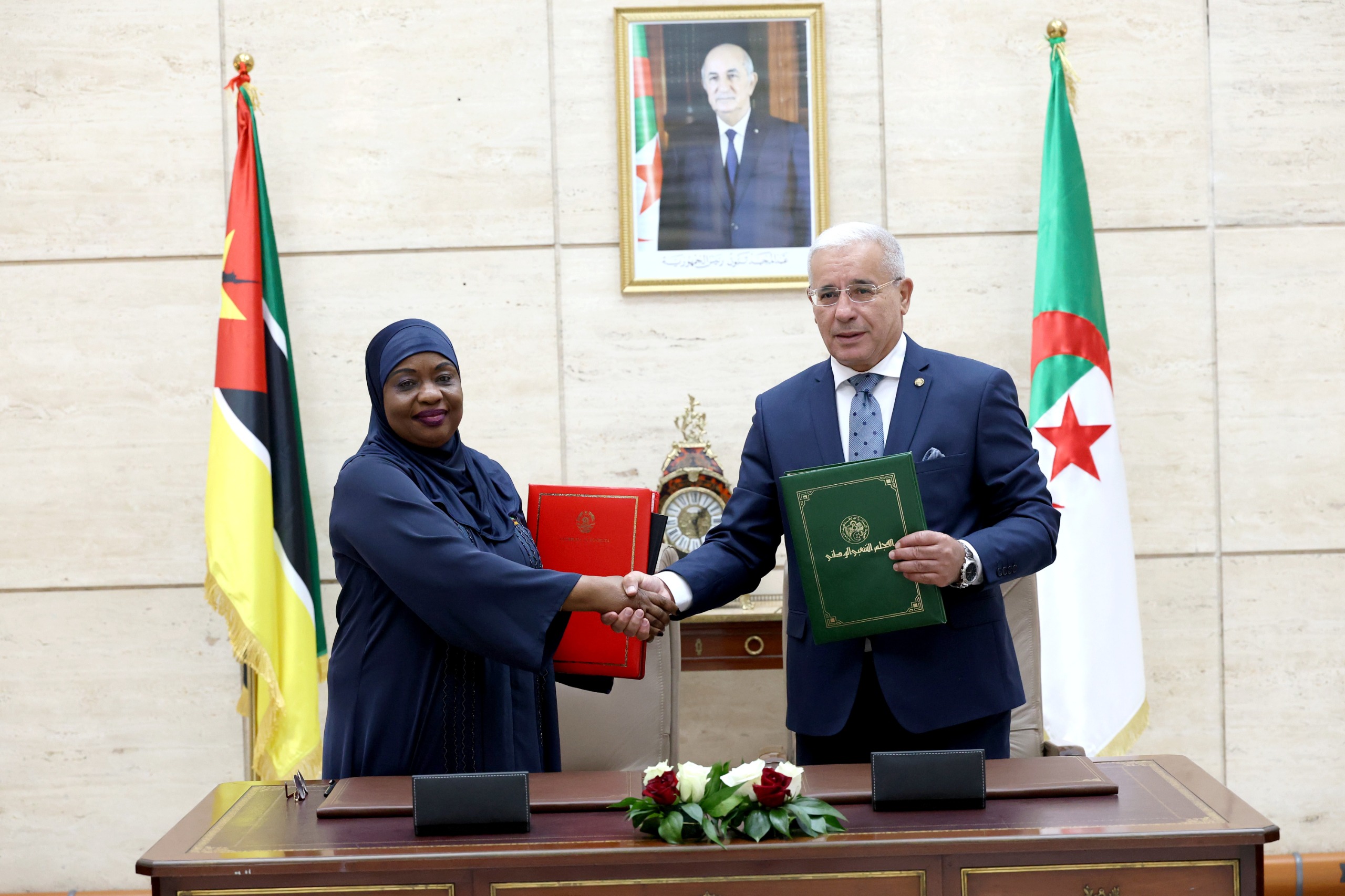 Moçambique e Argélia aprofundam cooperação parlamentar