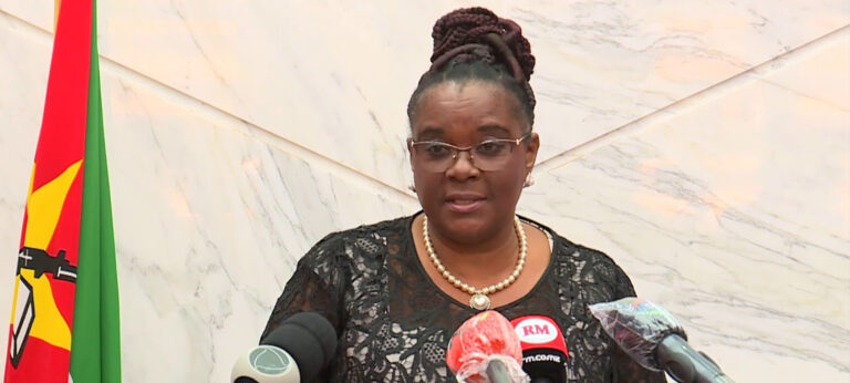 Carmelita Namashulua Inspectora-Geral do Estado
