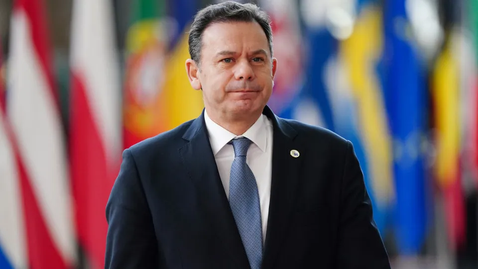 Montenegro faz "balanço todos os dias" e garante: "país está melhor"