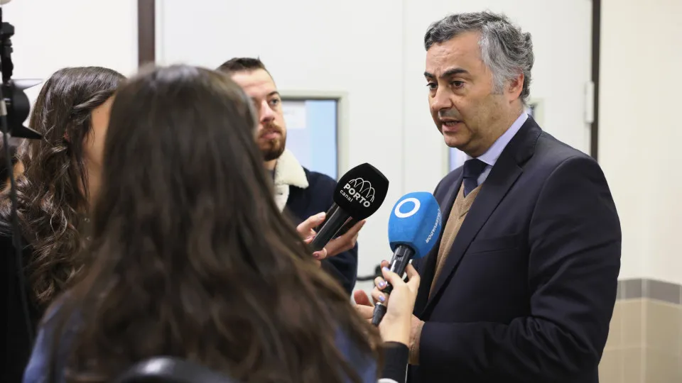 Novos concursos de professores serão "mais simples e transparentes"