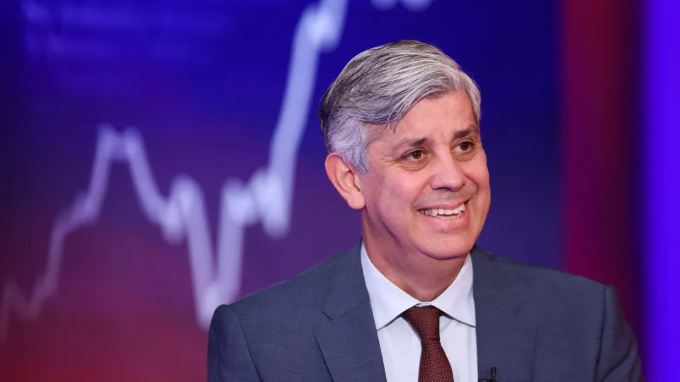 "Não vou dizer que fui despedido do BdP, não fui. Era preciso solução"