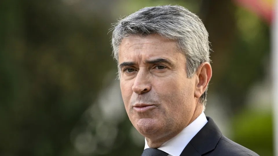 Carneiro rejeita comissão sobre Lajes, mas acusa Rangel de "nervosismo"
