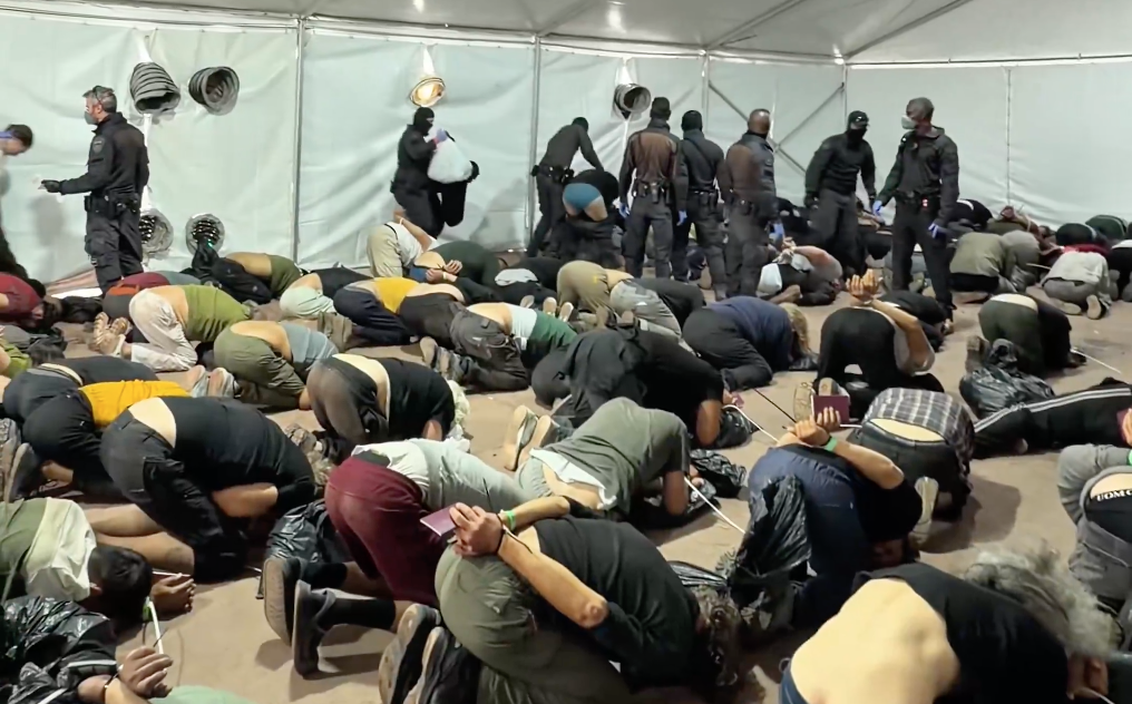 “Bem-vindos a Israel”: ministro Ben-Gvir divulga vídeo a humilhar activistas detidos