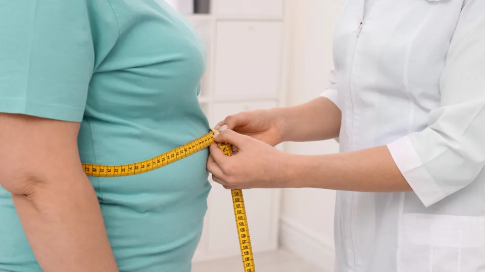 Comunicação sobre obesidade aumenta preconceitos, alertam especialistas
