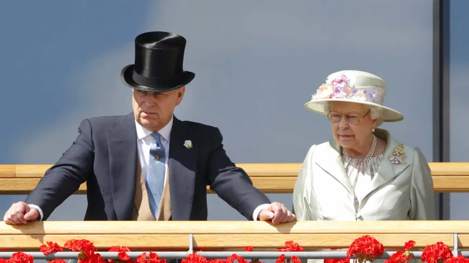 Documentos provam planos que Isabel II tinha para o ex-príncipe André