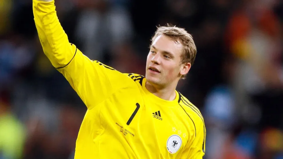 Manuel Neuer regressa à seleção alemã para disputar o Mundial