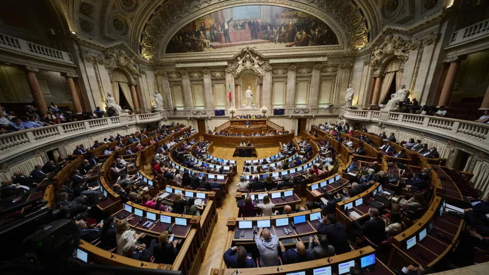 Parlamento unânime: Transportes vão ser gratuitos para ex-combatentes