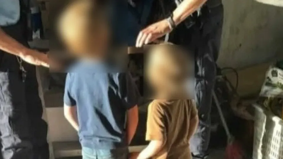 "Abandono cruel disfarçado de brincadeira". O caso aos olhos de França