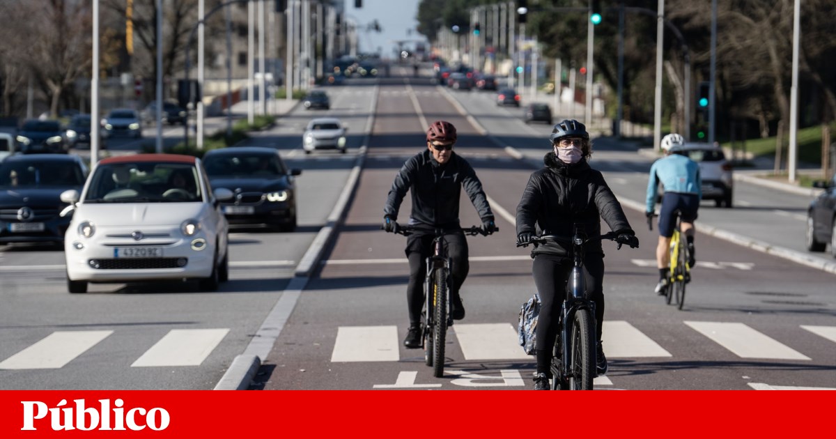 PSD quer uso obrigatório de capacete nas trotinetes e bicicletas eléctricas