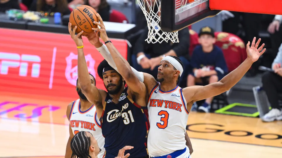 'Rolo compressor' deixa New York Knicks a um passo das finais da NBA