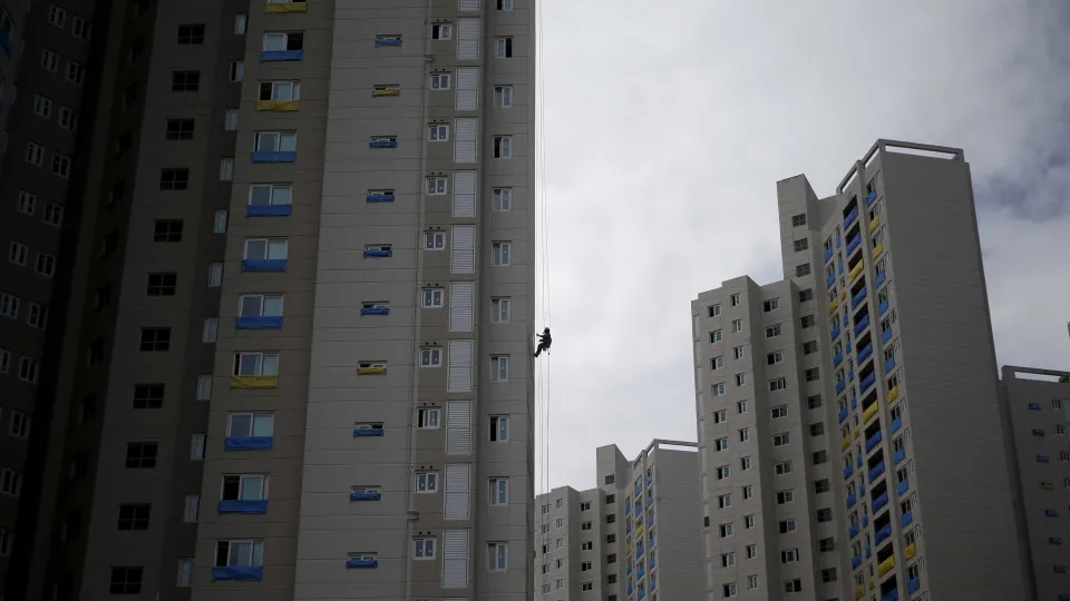 Administradora de condomínio julgada por cobrar 80 mil € a vizinha morta