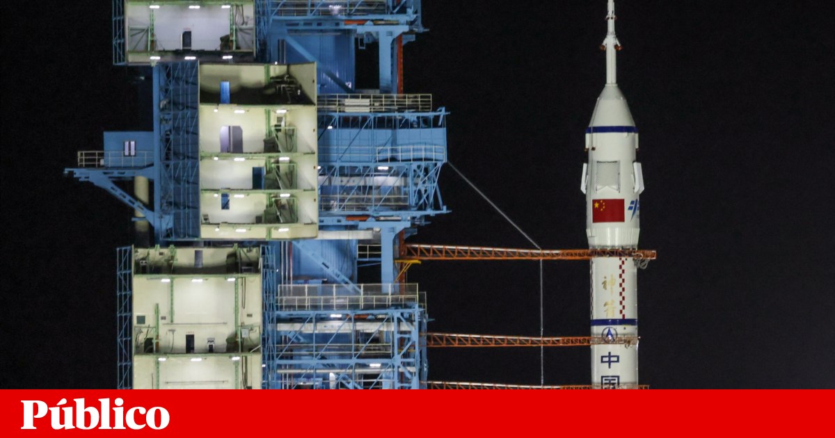 China lança missão espacial com três astronautas: um deles ficará um ano em órbita