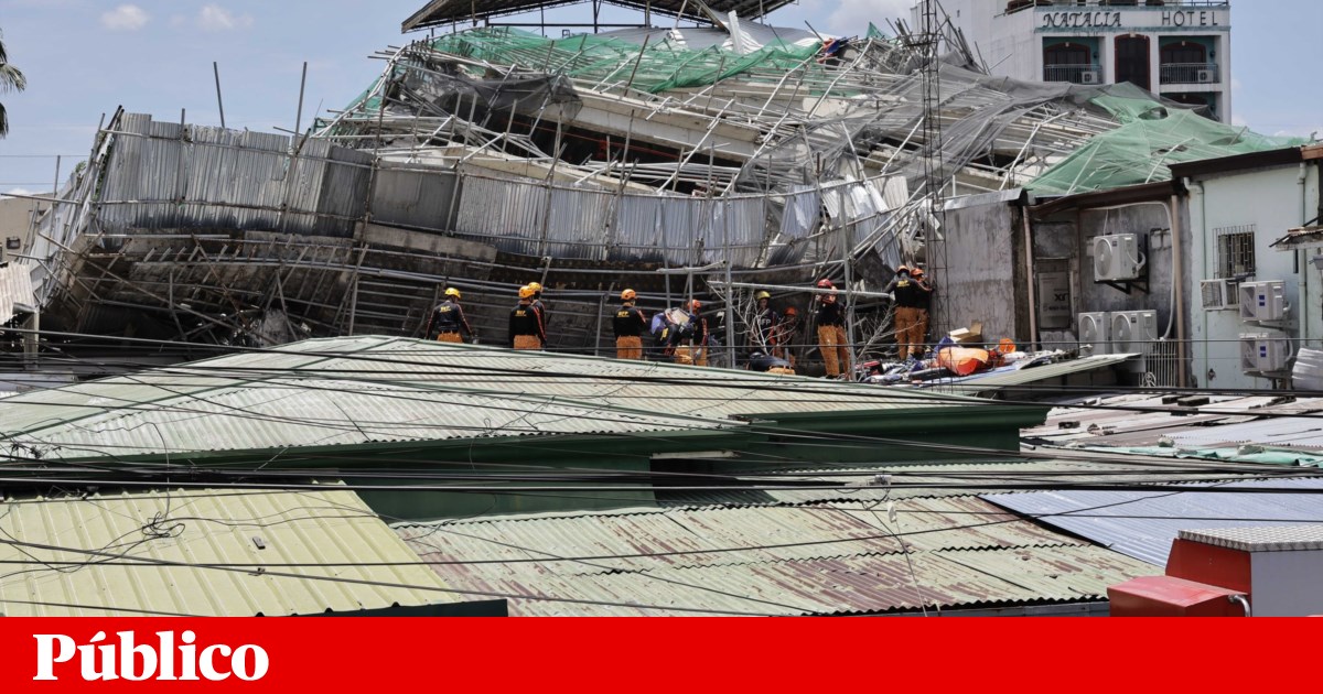 Derrocada de edifício em construção nas Filipinas causa uma morte e 21 desaparecidos