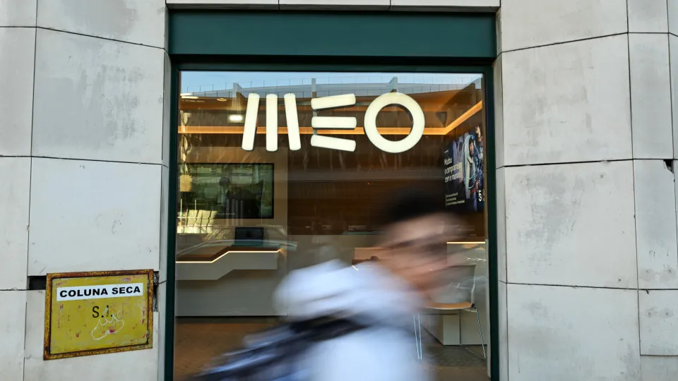5G. Meo reclama 82 milhões em ação contra o Estado por exclusão da Huawei