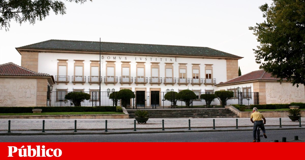 Homem que fugiu do Tribunal de Ponte de Sor entregou-se no mesmo juízo
