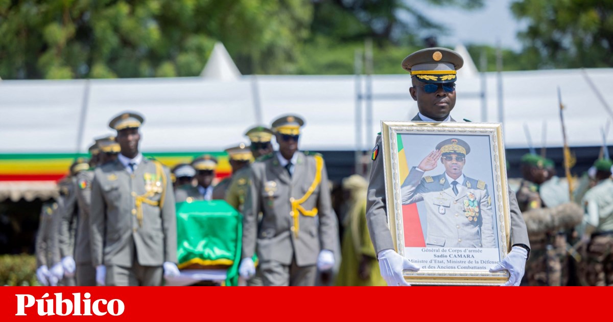 Exército do Mali usa bombas de fragmentação soviéticas e <em>drones </em>russos contra os rebeldes