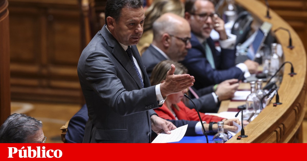 Governo admite falhas nas tempestades e fala em câmaras “exauridas” por atraso nos apoios