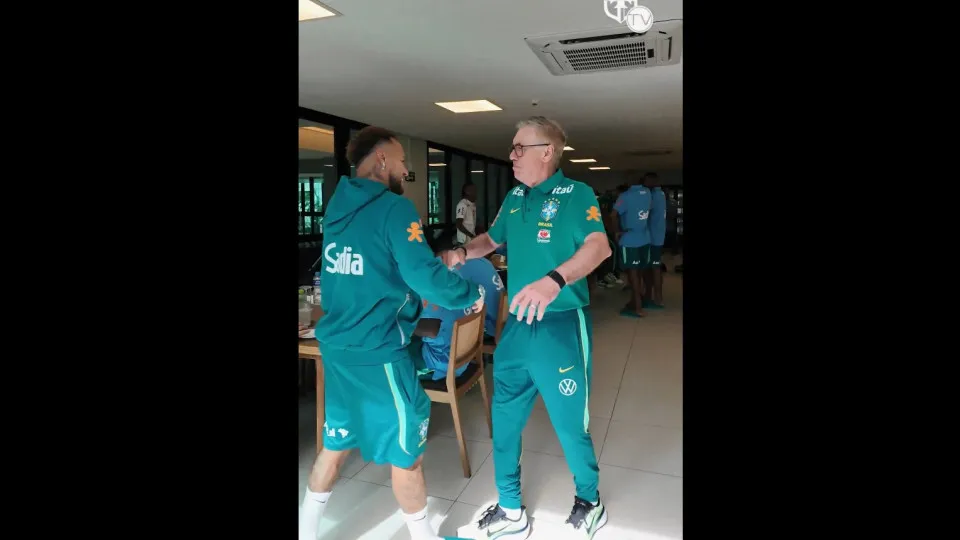 Brasil começa preparação para o Mundial e gesto de Neymar já dá que falar