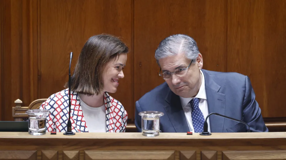 Plano da Saúde? PS fala em "falhanço". Governo responde: "Bem-sucedido"