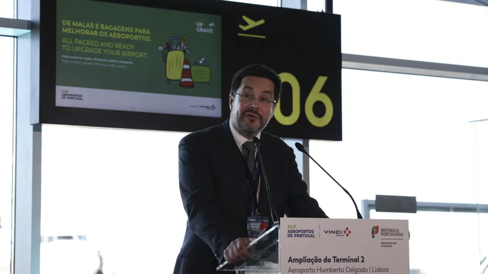 ANA acredita que filas no aeroporto de Lisboa vão diminuir após reforço