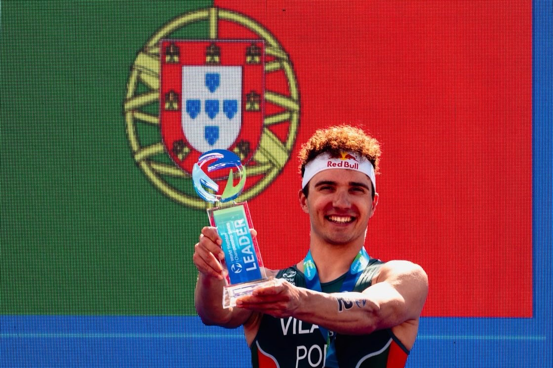 Vasco Vilaça repete triunfo em Itália e lidera Mundial de triatlo
