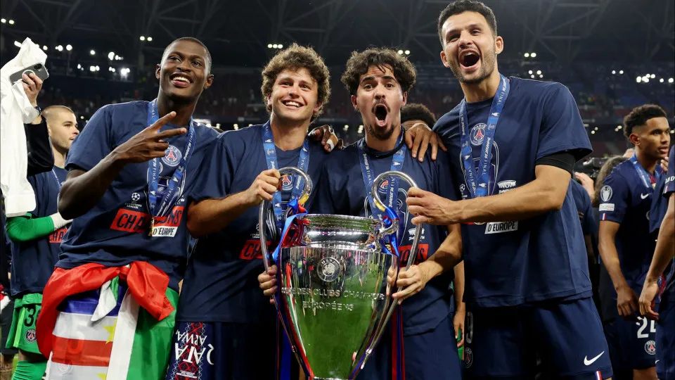 Quarteto luso do PSG aumenta lista de repetentes por clubes estrangeiros