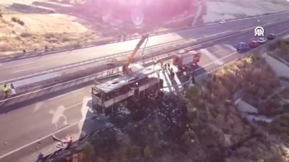 Pelo menos oito mortos após despiste de autocarro na Turquia