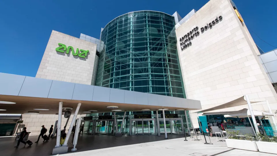 PSP deteve no aeroporto de Lisboa homem condenado a 11 anos de prisão