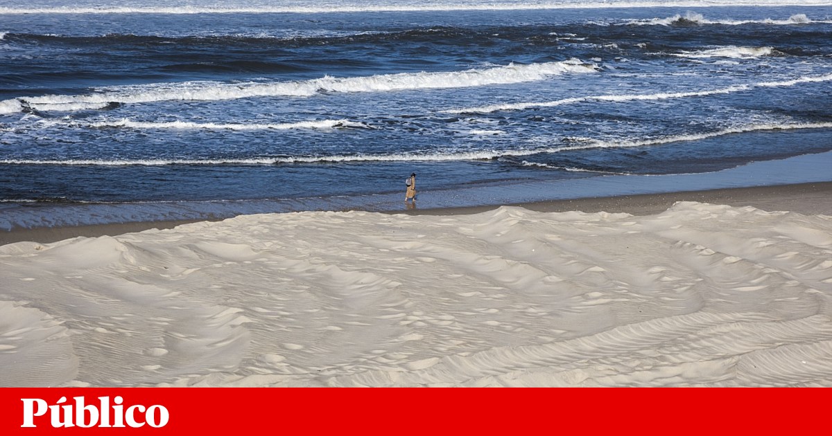 Duas pessoas morreram e 108 foram salvas nas praias portuguesas em Maio