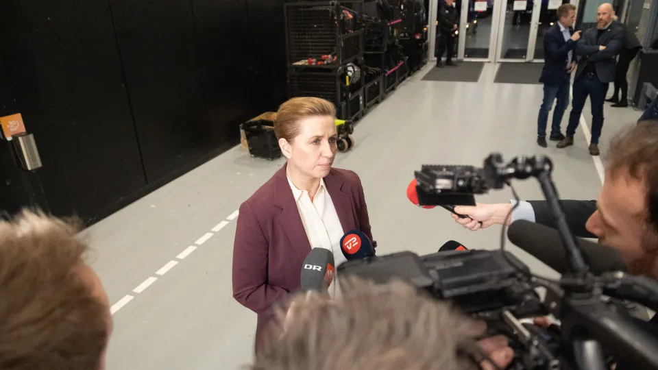 Primeira-ministra cessante da Dinamarca anuncia ter formado governo