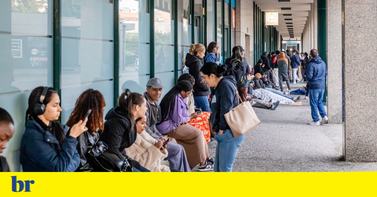 Queixas contra AIMA aumentam 8,4% no ano e imigrantes veem falhas graves em serviços