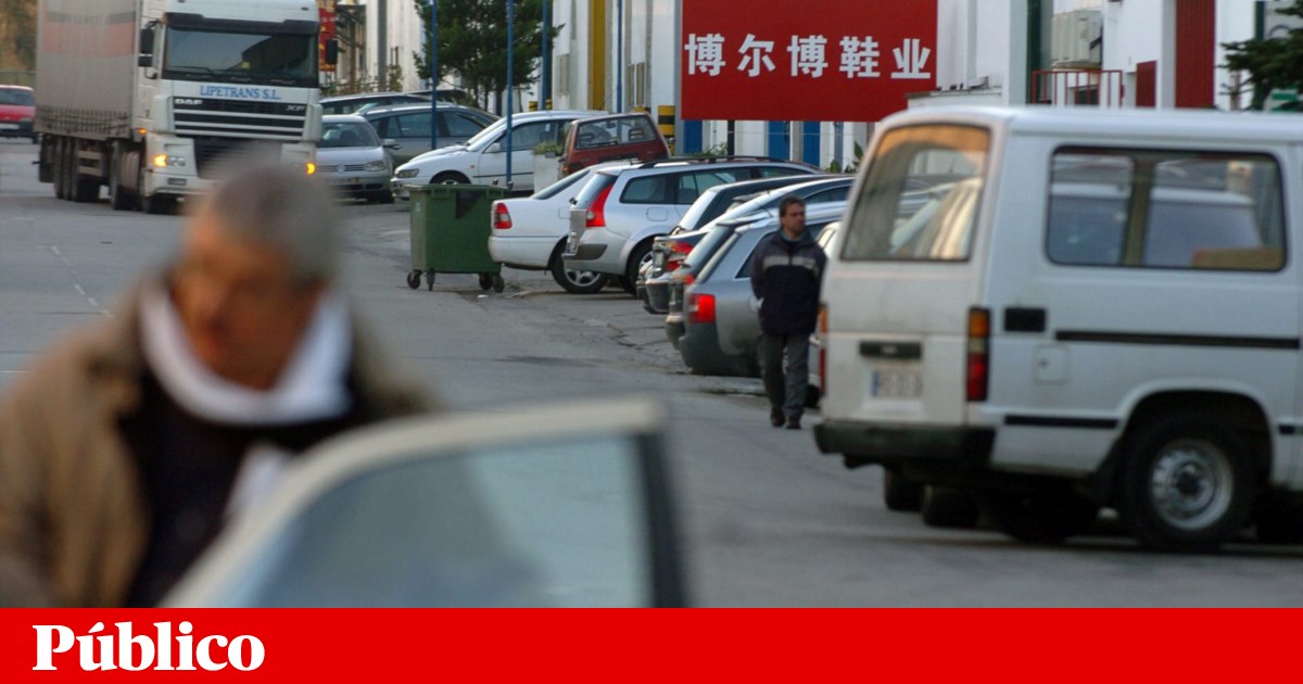 MP acusa 22 arguidos de crimes económicos na venda de roupa e calçado importados da China