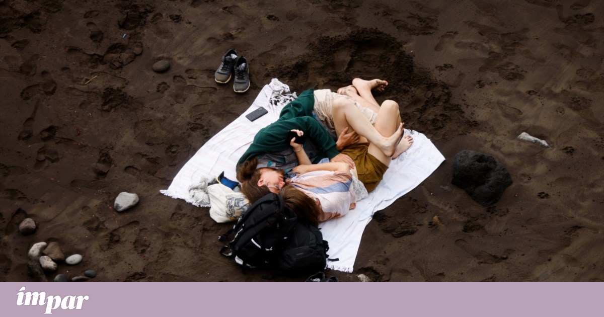 Menos sexo, mais autonomia: como as mulheres da <em>Gen Z </em>estão a redefinir a intimidade
