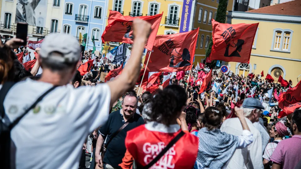 Ativistas da Transmutar denunciam violência nos confrontos junto à AR