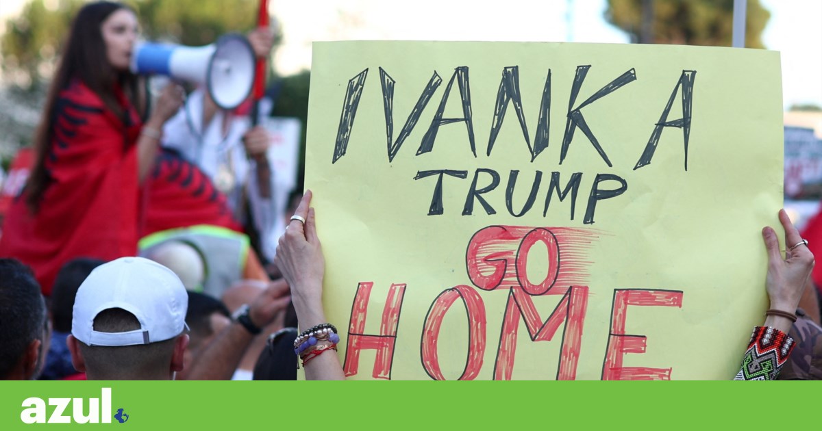 Albaneses protestam contra <em>resort</em> de luxo em área protegida ligado a genro de Trump