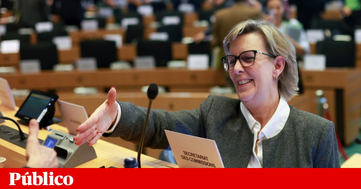Bruxelas flexibiliza regras para banca europeia e reforça embate contra Espanha