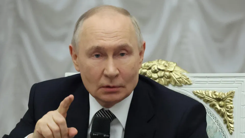 Putin admite ter debatido com EUA possível operação em Cuba